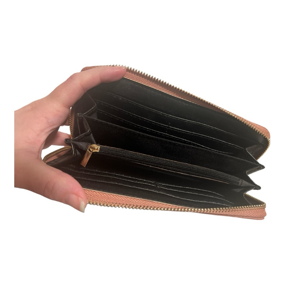 Pink Wallet - Picture 2 of 5